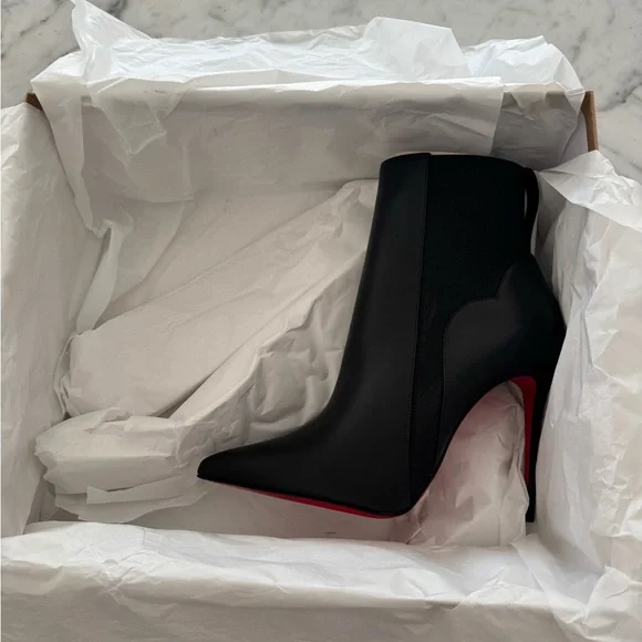 Christian Louboutin Chelsea Chick Booties - Picture 5 of 12